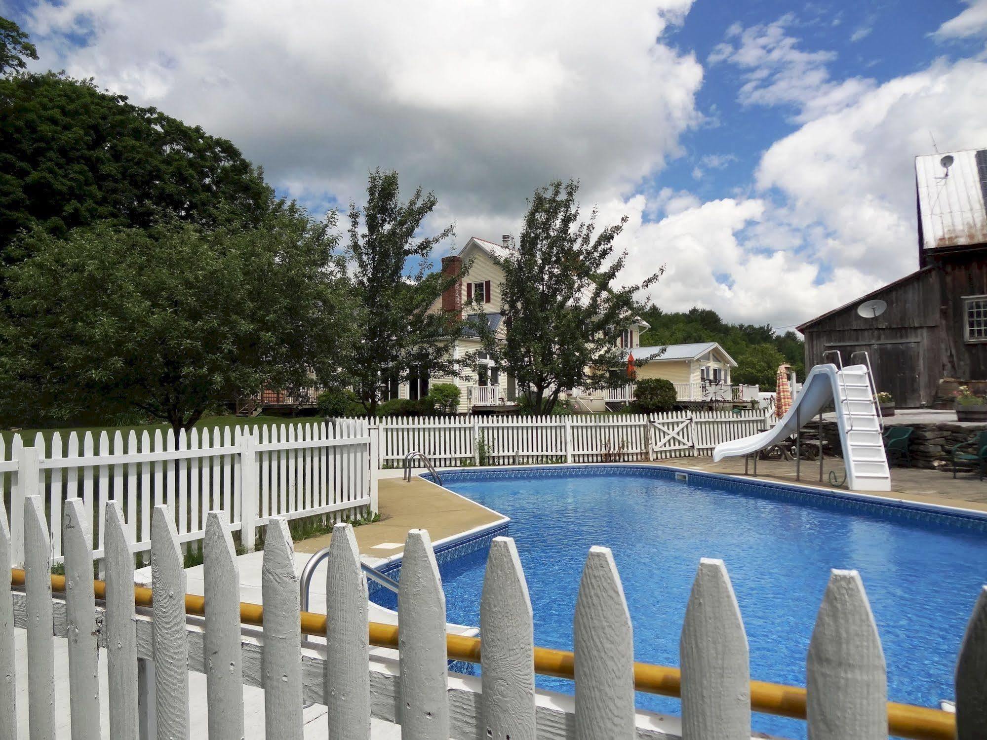 Inn At Buck Hollow Farm Fairfax Экстерьер фото